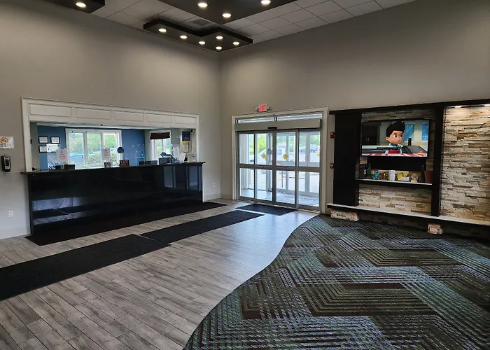 Days Hotel By Wyndham Methuen Ma Conference Center